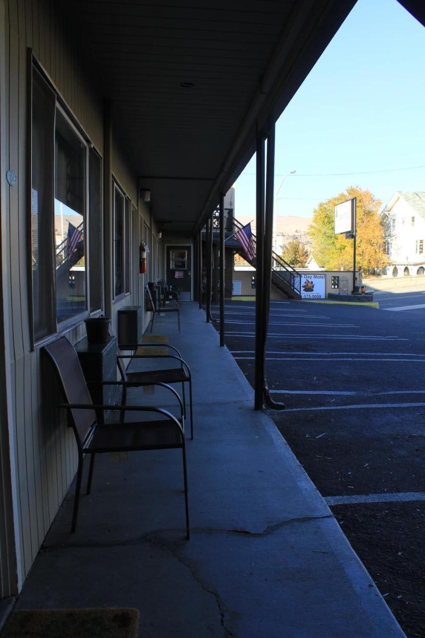 John Day Motel Exterior photo